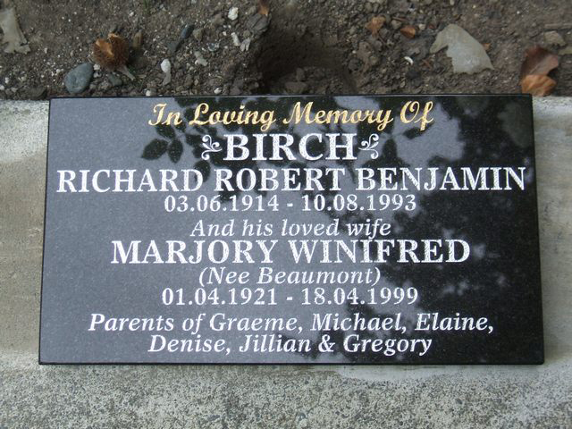 Photo of headstones/Richard Robert Benjamin Birch d 1993 hdstn Hastings